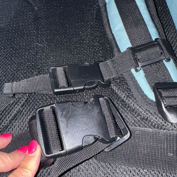 APOLLO WALKER Pet Carrier Backpack for Small Cats and Dogs - Picture 9 of 16